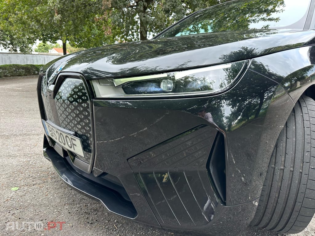 BMW iX xDrive 50