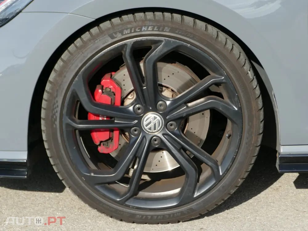 Volkswagen Golf 2.0 TSI GTi TCR DSG