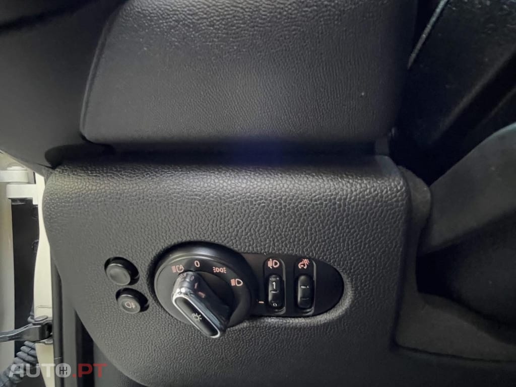 MINI Cooper One D