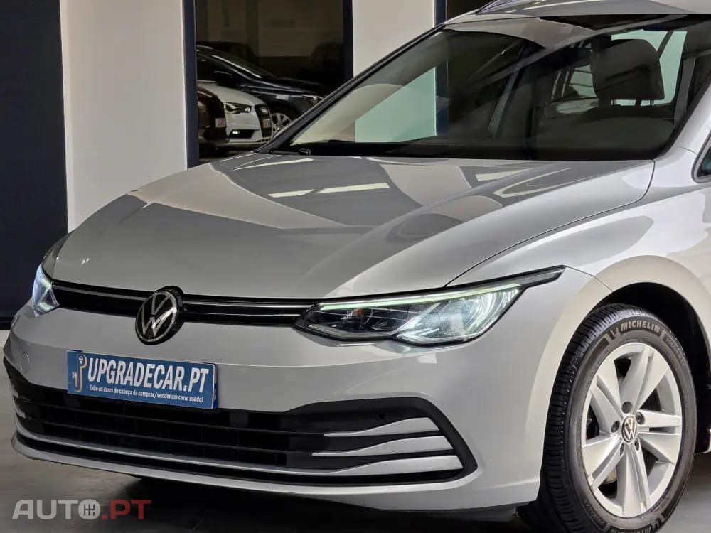 Volkswagen Golf Variant 1.0 eTSI OPF DSG Life