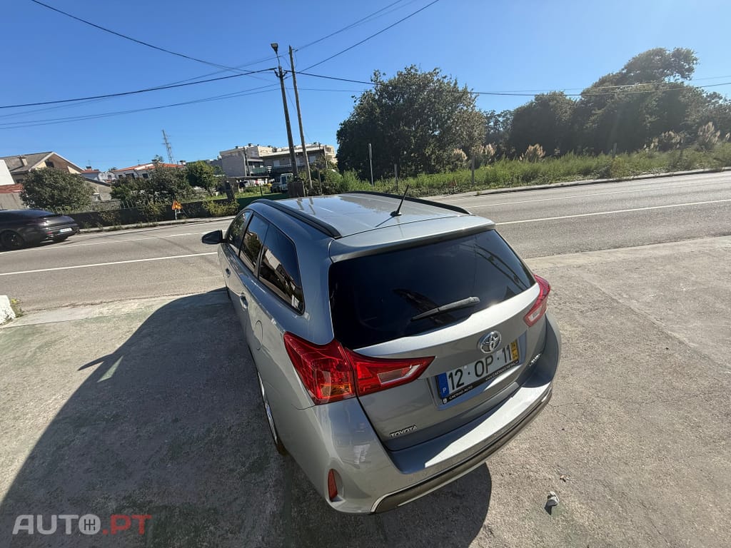 Toyota Auris Touring Sports 1.4 D-4D Active+AC
