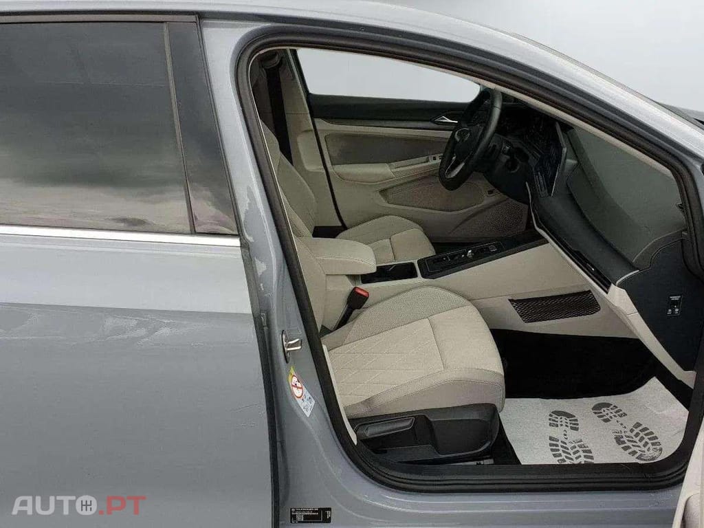 Volkswagen Golf 1.4 eHybrid DSG Style