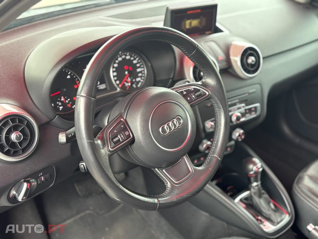 Audi A1 1.6 TDi S-line S-tronic