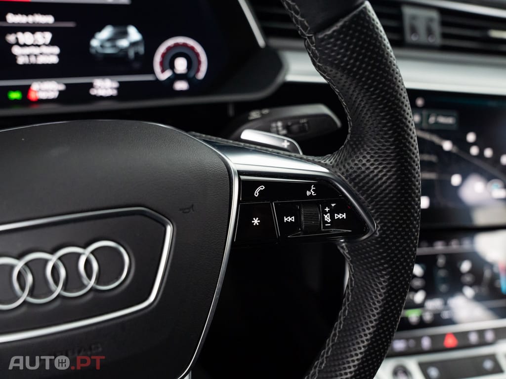 Audi E-Tron 55 quattro S line