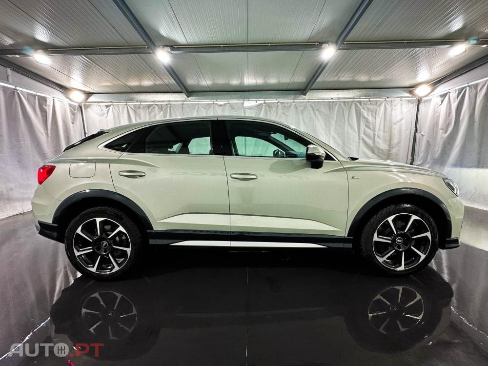 Audi Q3 45 TFSIe S line S tronic