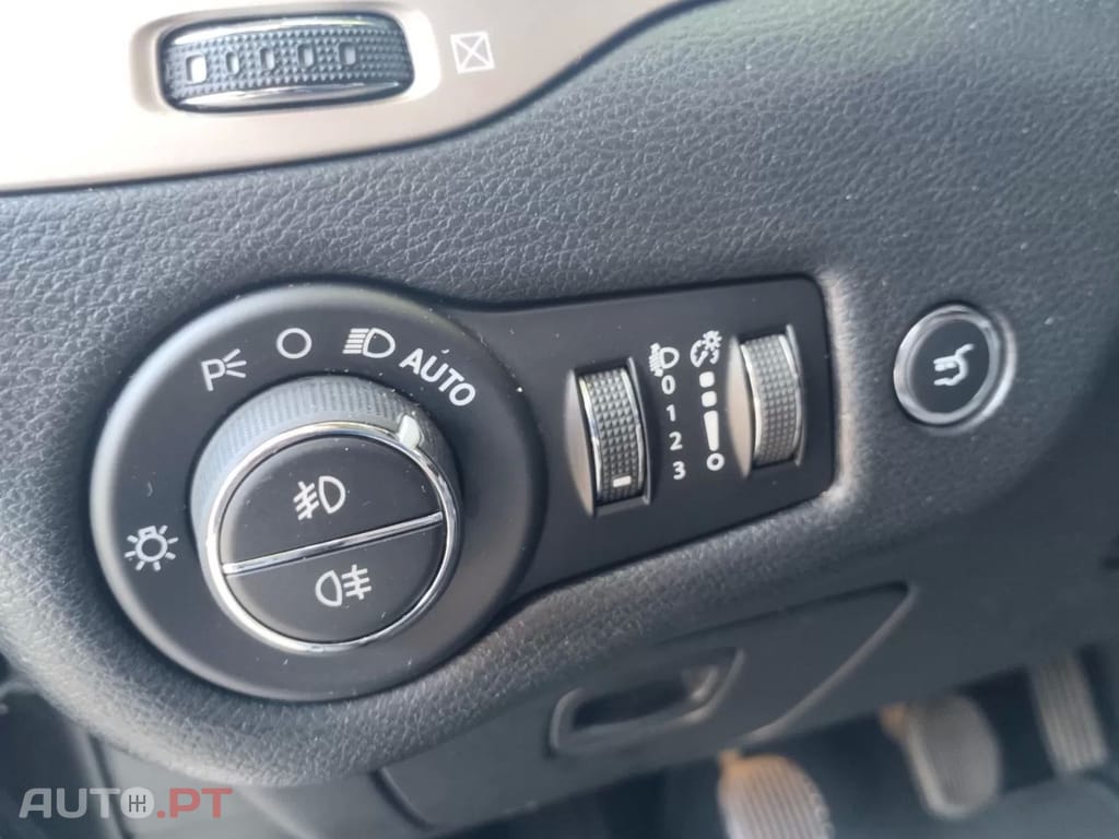 Jeep Cherokee 2.0 MJD Longitude