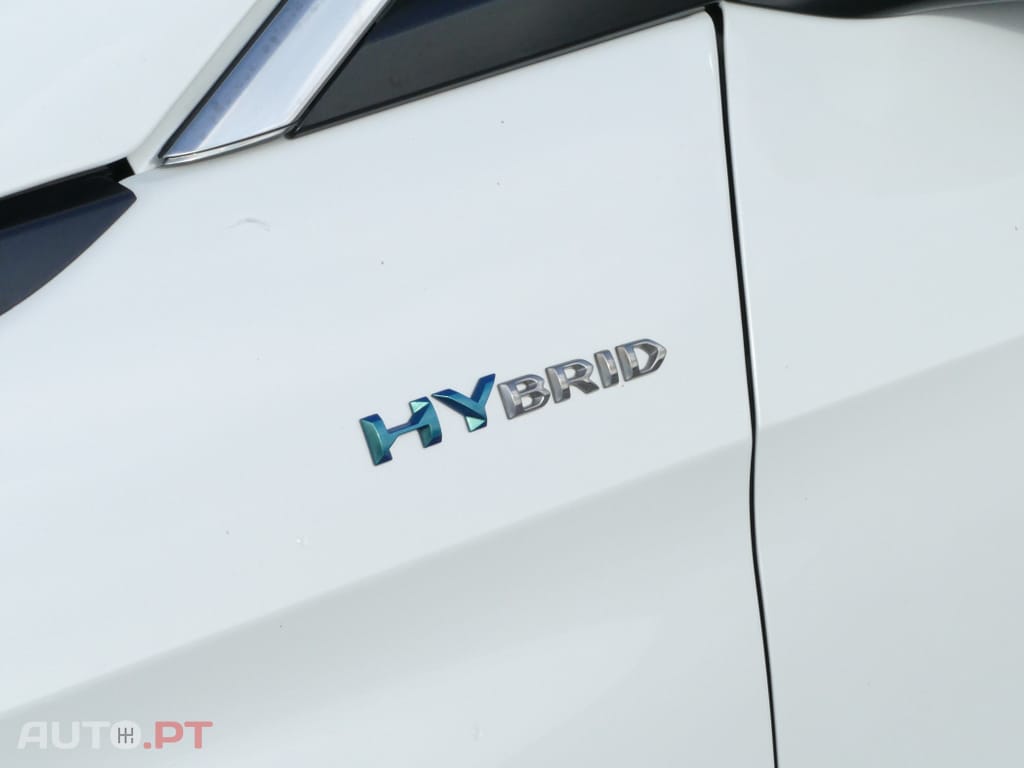 Peugeot 3008 1.6 Hybrid Allure e-EAT8