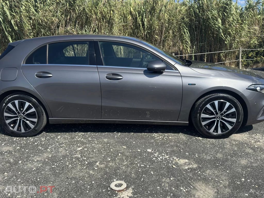Mercedes-Benz A 250 Style Plus