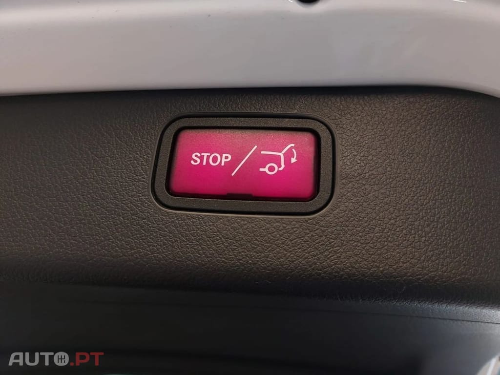 Mercedes-Benz C 300 e AMG Line