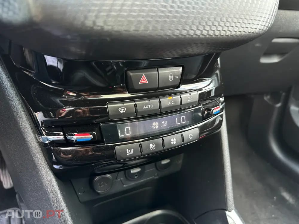 Peugeot 2008 1.6 e-HDi Allure