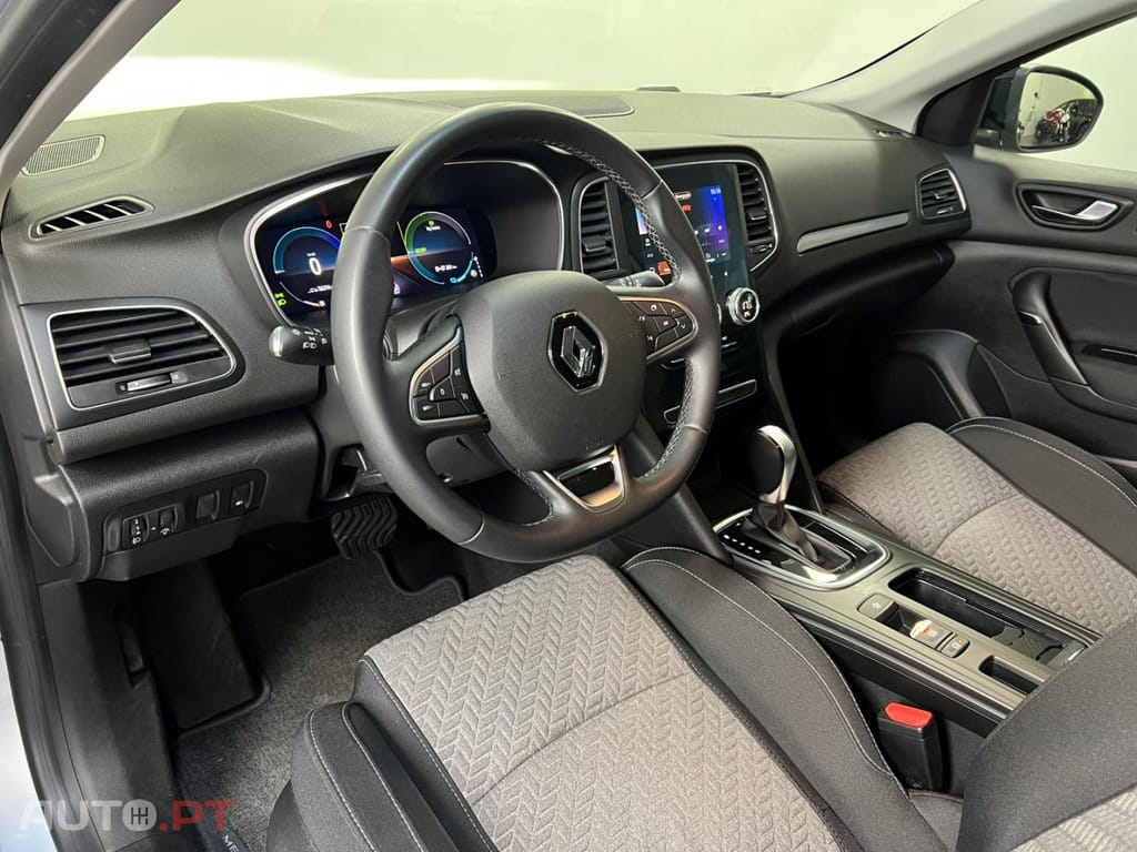 Renault Mégane 1.6 E-Tech Híbrido Plug-In 160 Limited ST