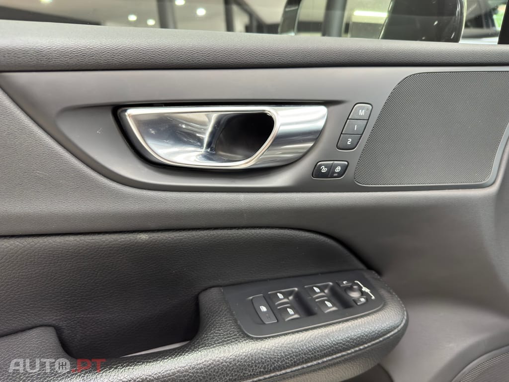 Volvo V60 2.0 T6 AWD TE Inscription Expression