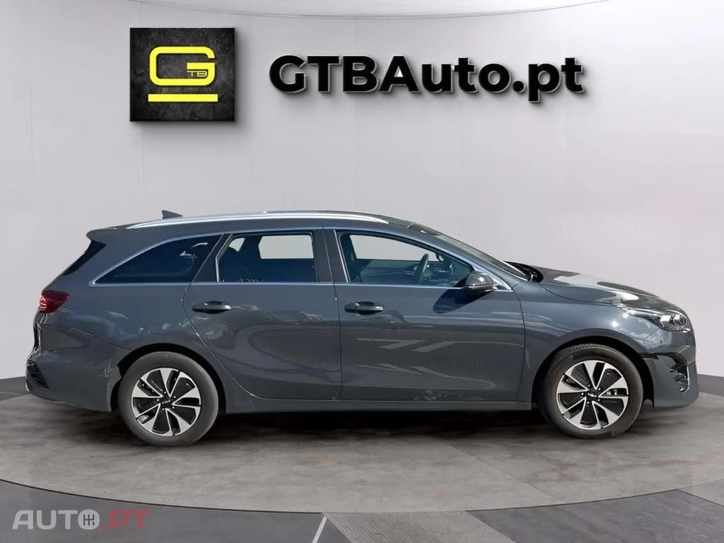 Kia Ceed SW 1.6 GDi 6DCT PHEV Drive