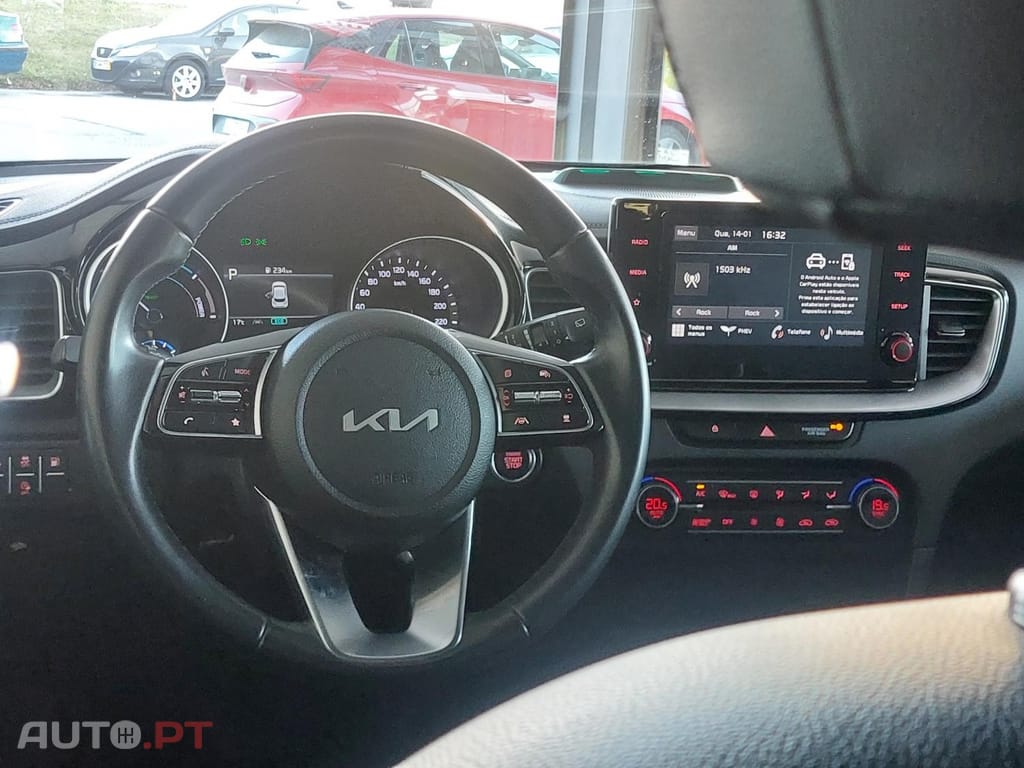Kia Xceed 1.6 GDi PHEV Drive
