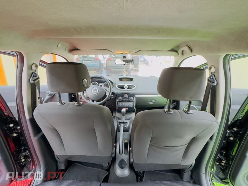 Renault Clio 1.2 16V Confort Dynamique