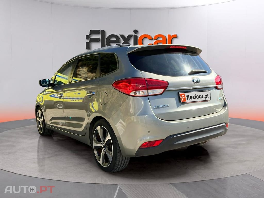Kia Carens 1.7 CRDi ISG TX