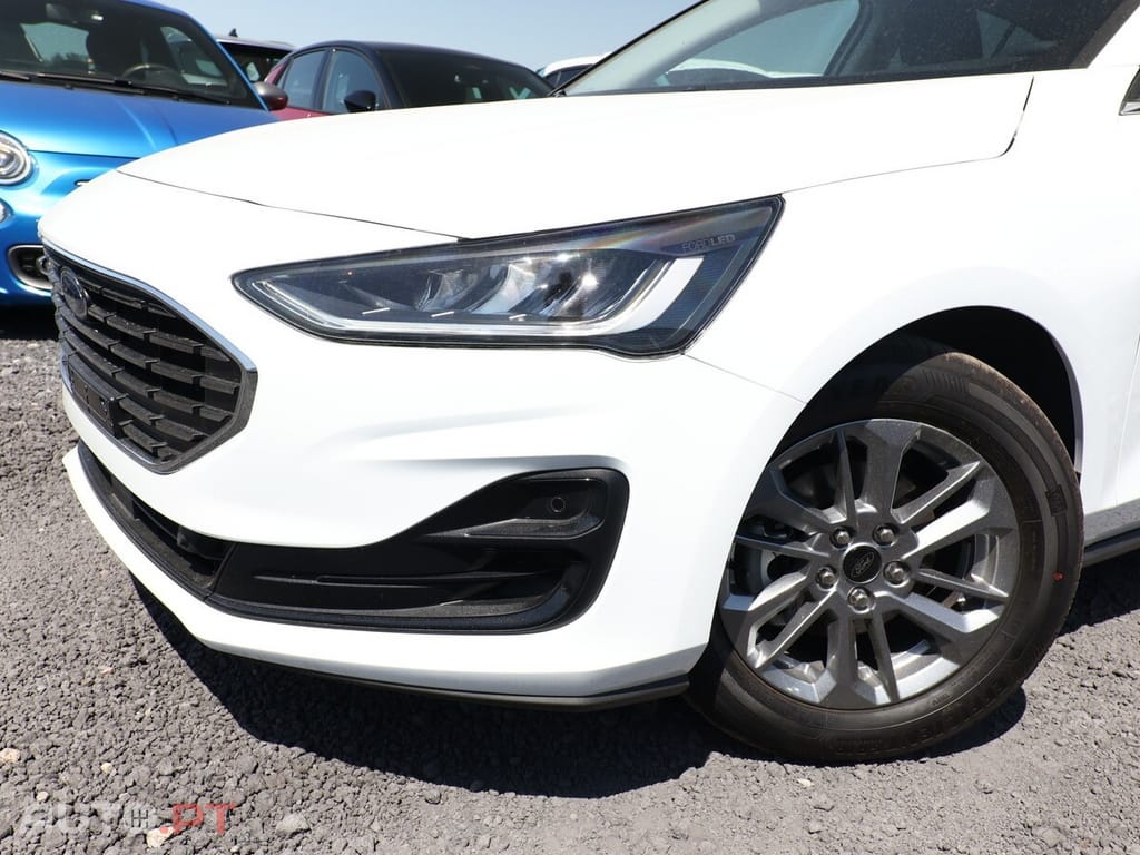 Ford Focus 1.0 EcoBoost S&S TITANIUM X
