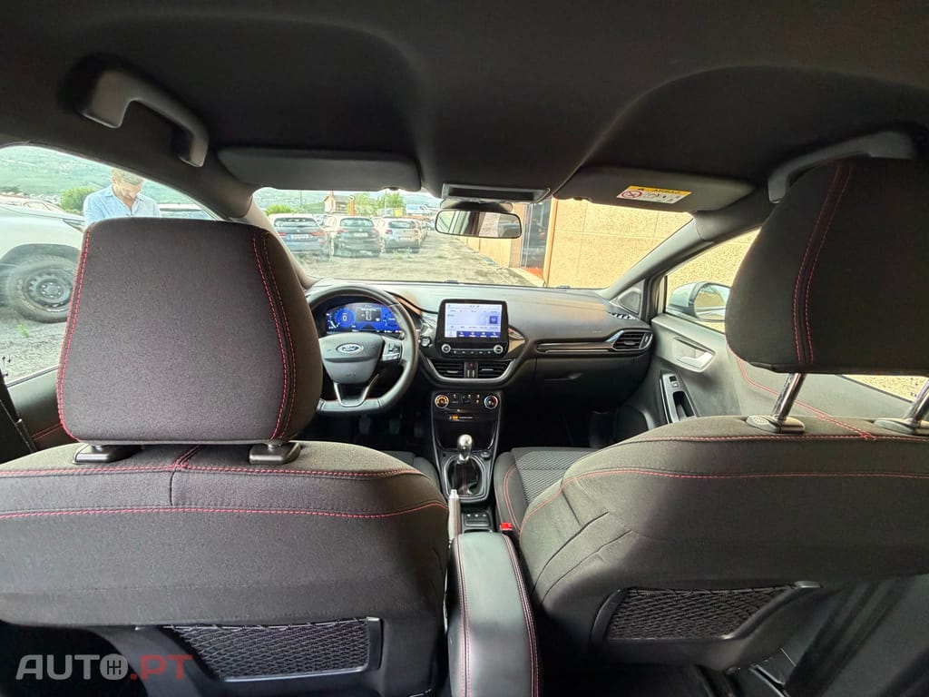 Ford Puma 1.0 EcoBoost MHEV ST-Line