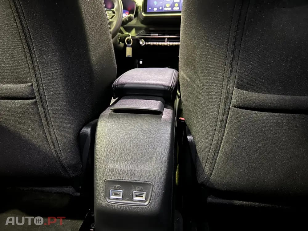 Peugeot E-2008 54 kWh Allure