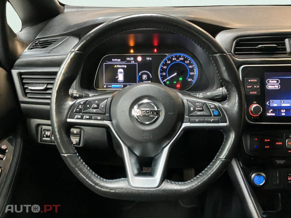 Nissan Leaf N-Connecta