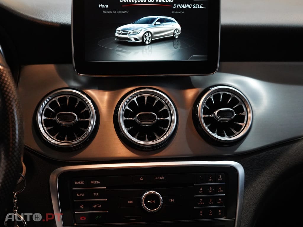 Mercedes-Benz CLA 200 d AMG Line