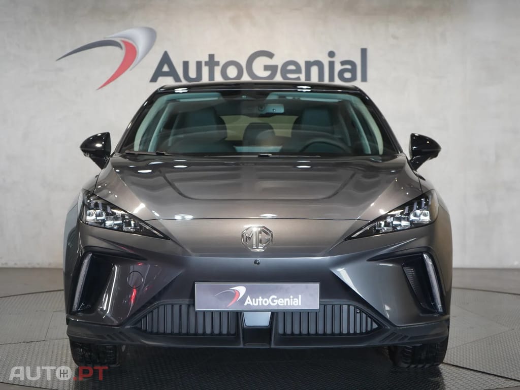 MG MG4 64 kWh Luxury