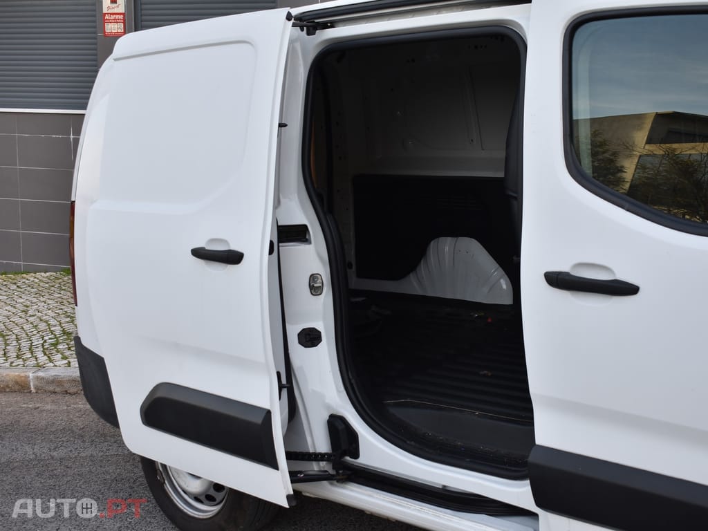 Peugeot Partner 1.5 BlueHDi Premium Longa