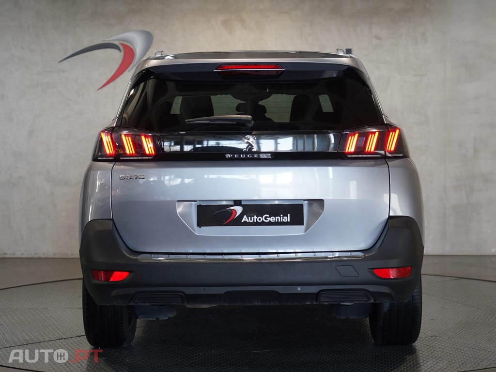 Peugeot 5008 1.2 PureTech Allure Pack