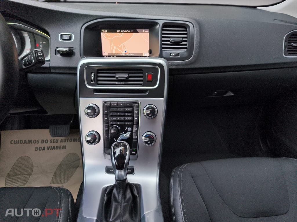 Volvo V60 2.4 D6 Twin Engine Hibrido Plug-In