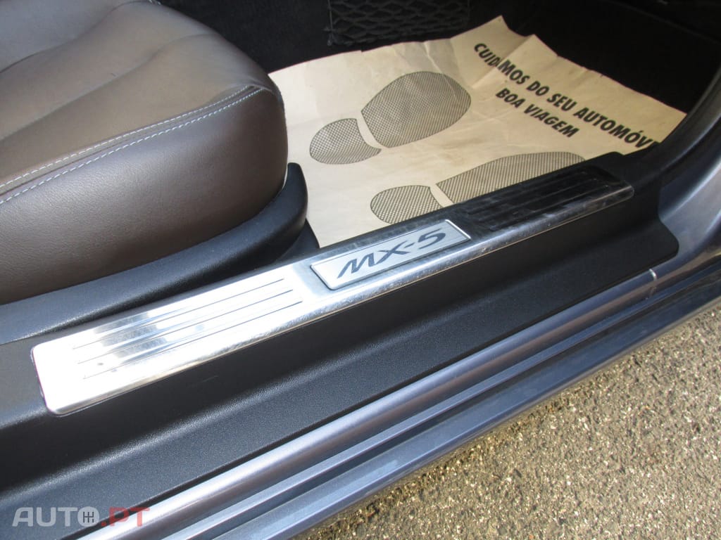 Mazda MX-5 MZR 1.8 Exclusive Plus