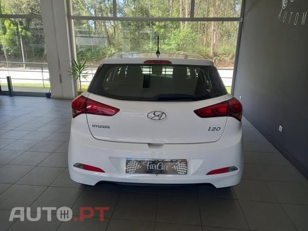 Hyundai i20 1.1 CRDi Blue Access+Bluetooth