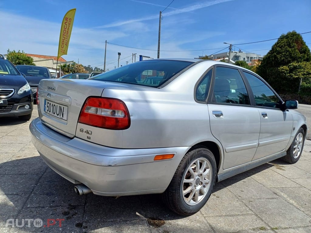 Volvo V40 1.6
