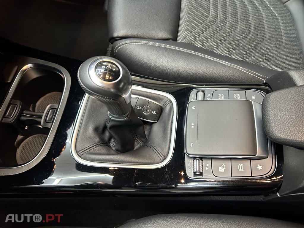 Mercedes-Benz A 160 d Business Solutions