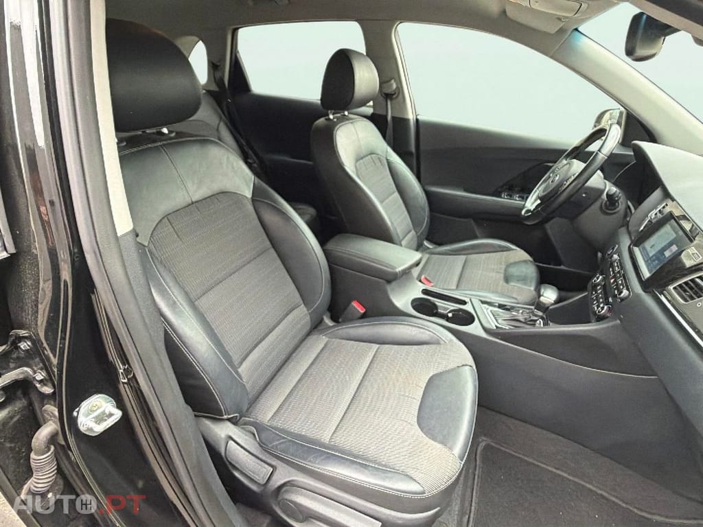 Kia Niro 1.6 GDi HEV Urban