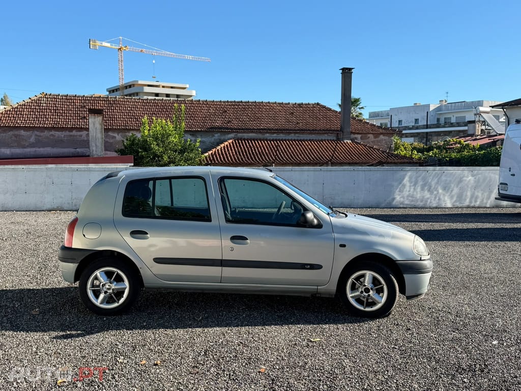 Renault Clio 1.2