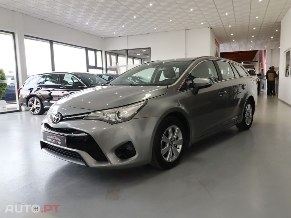 Toyota Avensis Touring Sports 1.6 D-4D Comfort