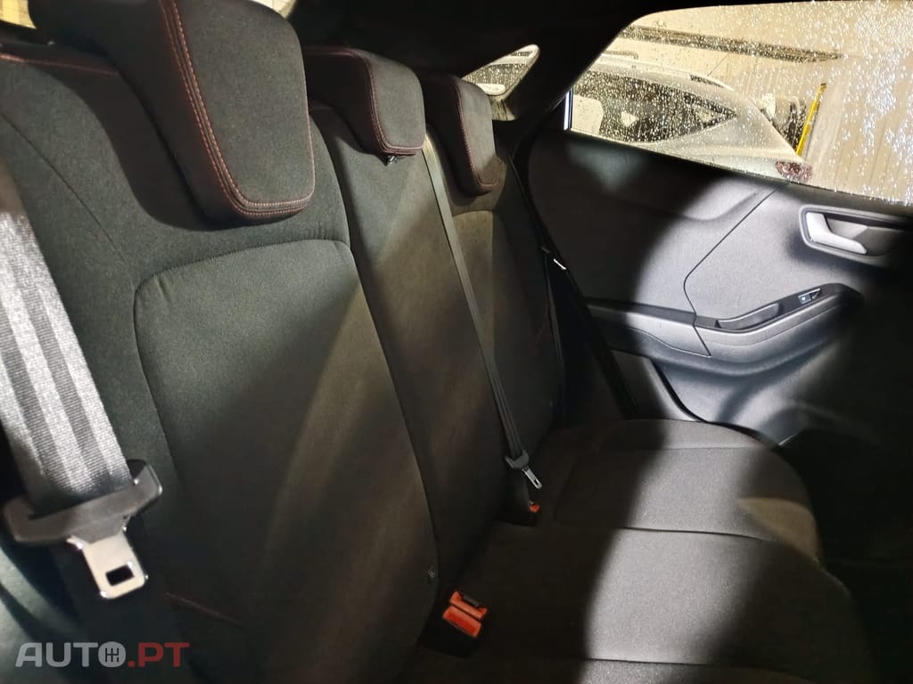 Ford Puma 1.0 EcoBoost mHEV ST-Line