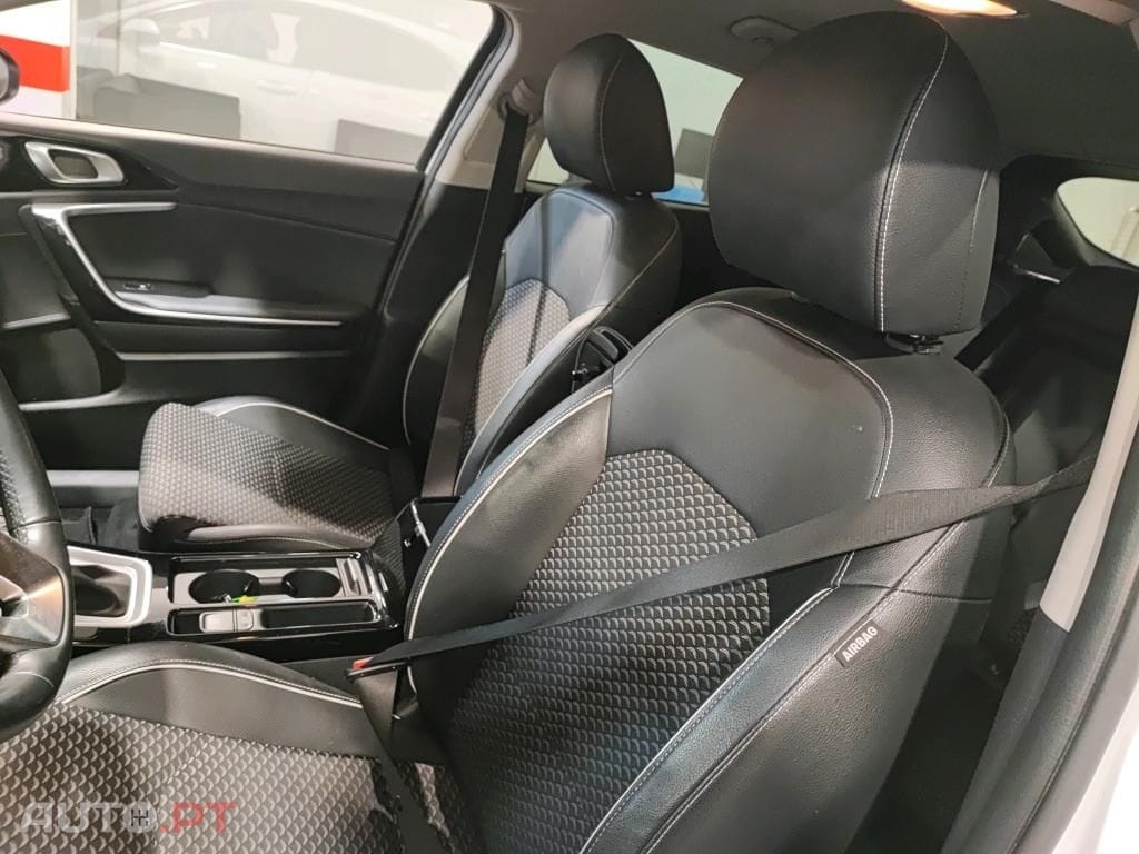 Kia Xceed 1.6 GDi PHEV Tech