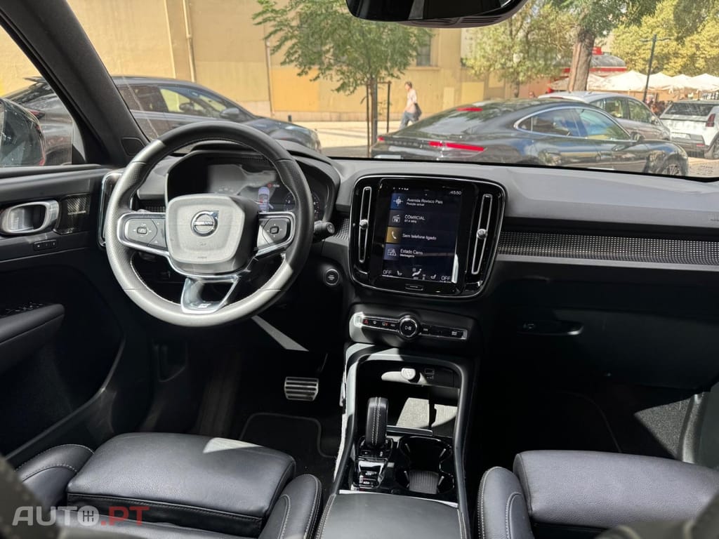 Volvo XC40 2.0 T5 R-Design