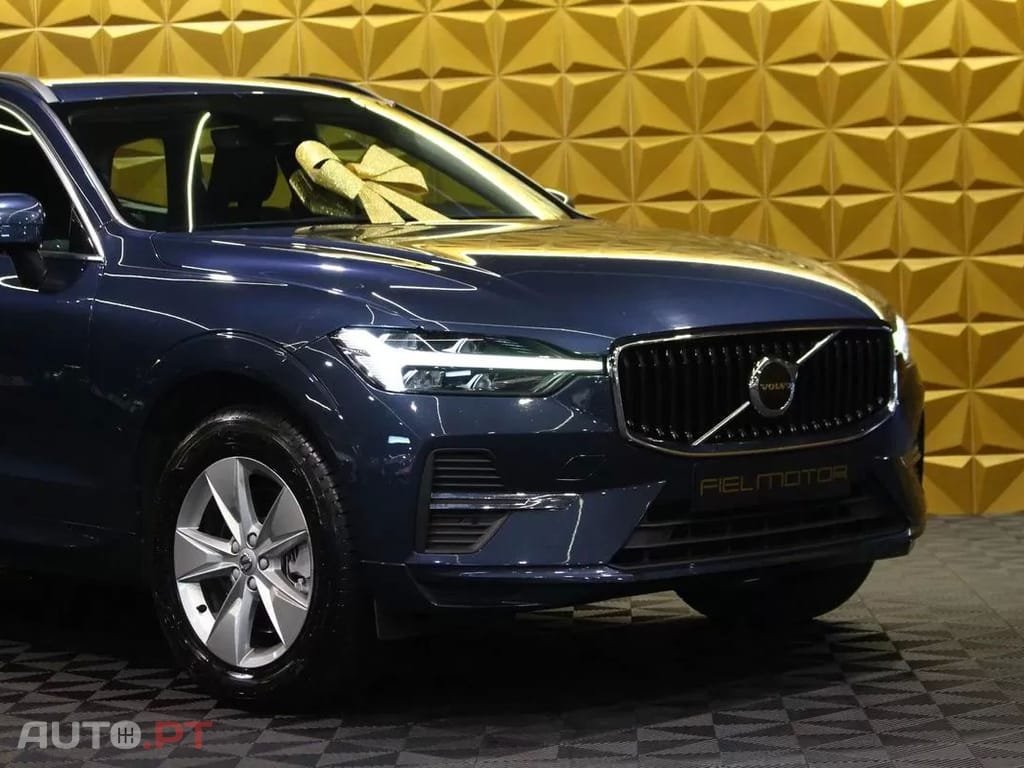 Volvo XC60 2.0 B4 Momentum Plus Geartronic