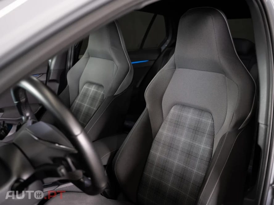 Volkswagen Golf 2.0 TDI GTD DSG