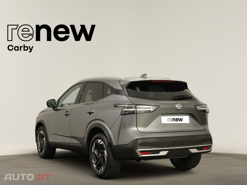 Nissan Qashqai Qashqai 1.3 DIG-T N-Connecta LED Xtronic