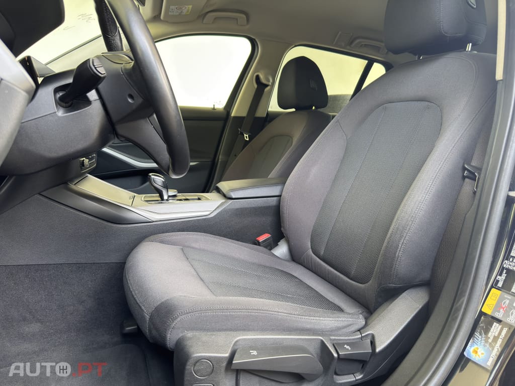 BMW 330 e Touring Corporate Edition Auto