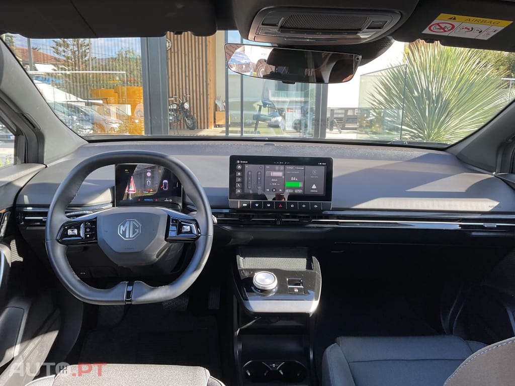 MG MG4 51 kWh Standard