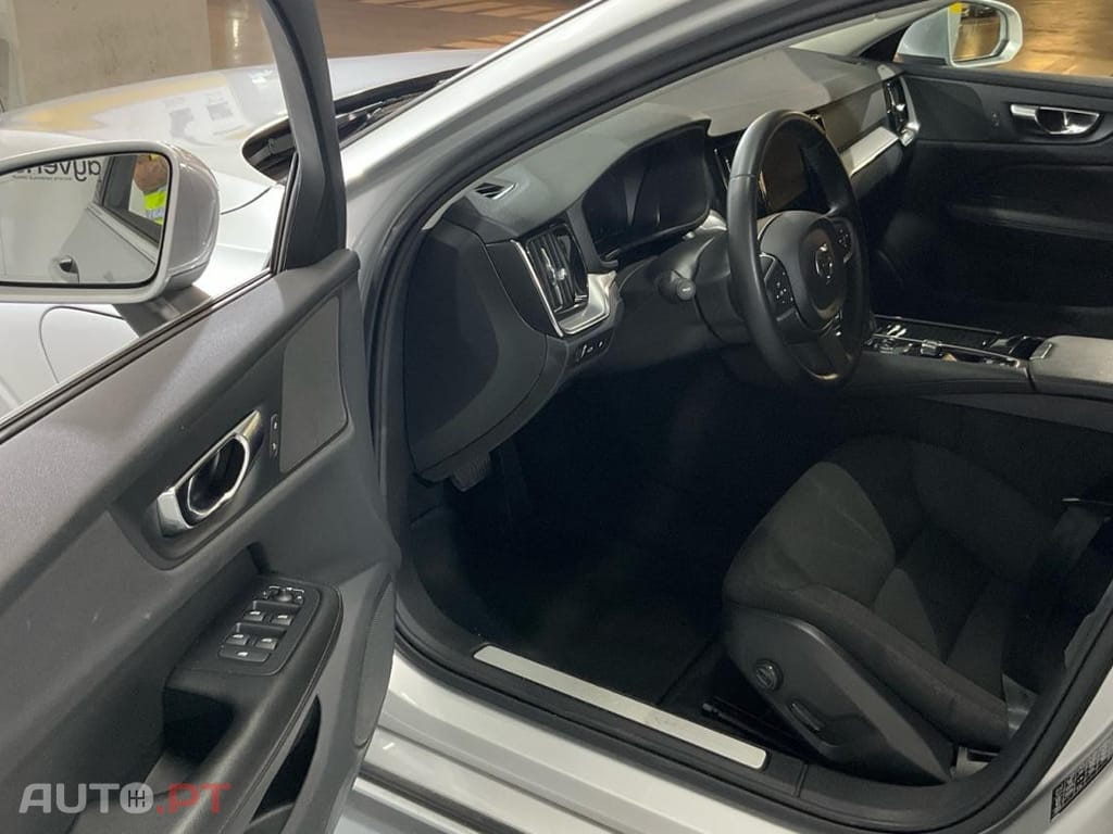 Volvo V60 2.0 T6 AWD TE Inscription Expression