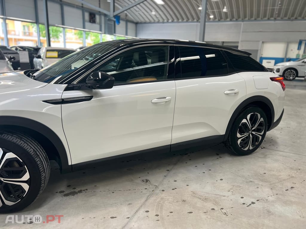 Citroen C5 X 1.6 Hybrid Shine Pack e-EAT8