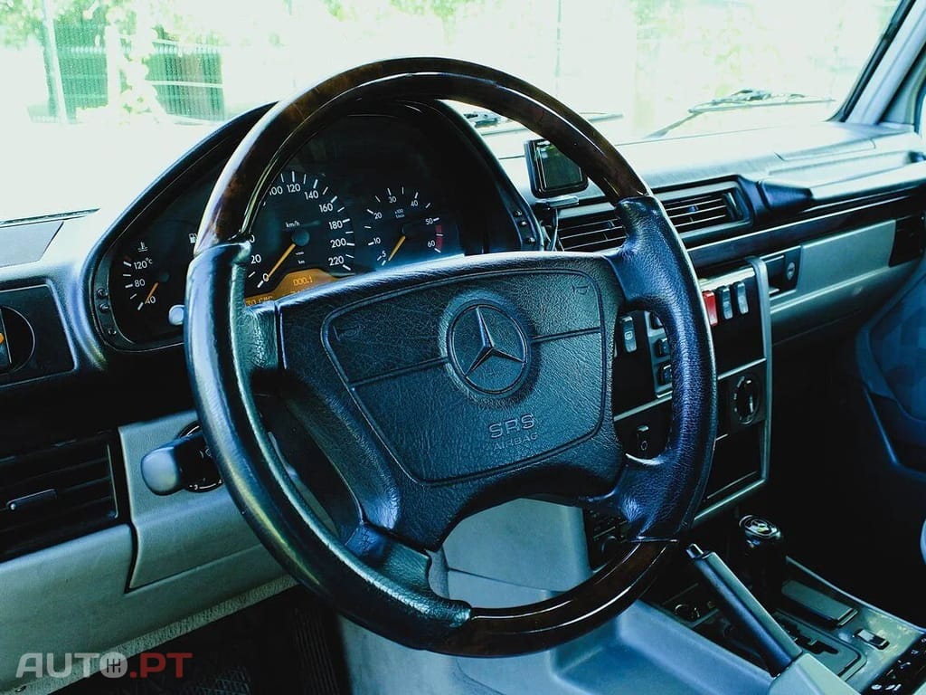 Mercedes-Benz G 300 Turbo Diesel