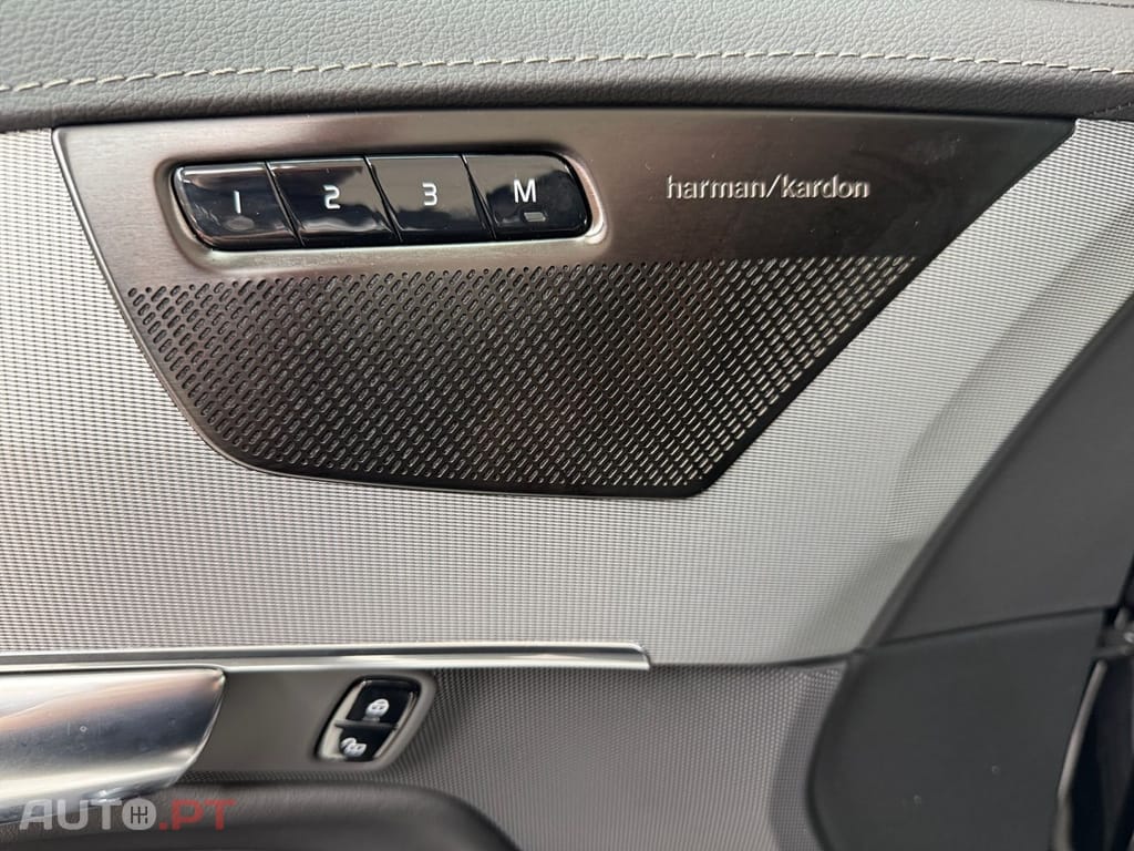 Volvo XC90 T8 I.V.A DEDUTIVEL 