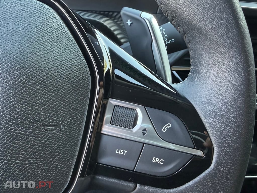 Peugeot 2008 1.2 PureTech Allure Pack EAT8