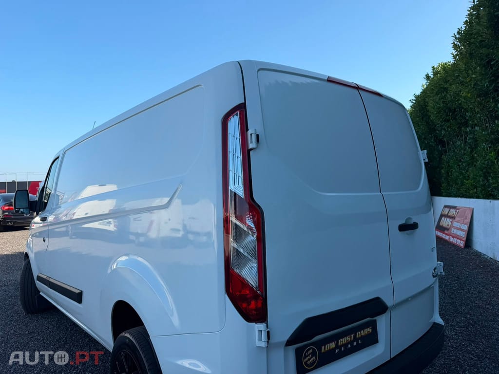 Ford Transit Custom LONGA